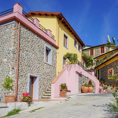 Eremo Dei Poeti Albergo Diffuso Aulla Εξωτερικό φωτογραφία